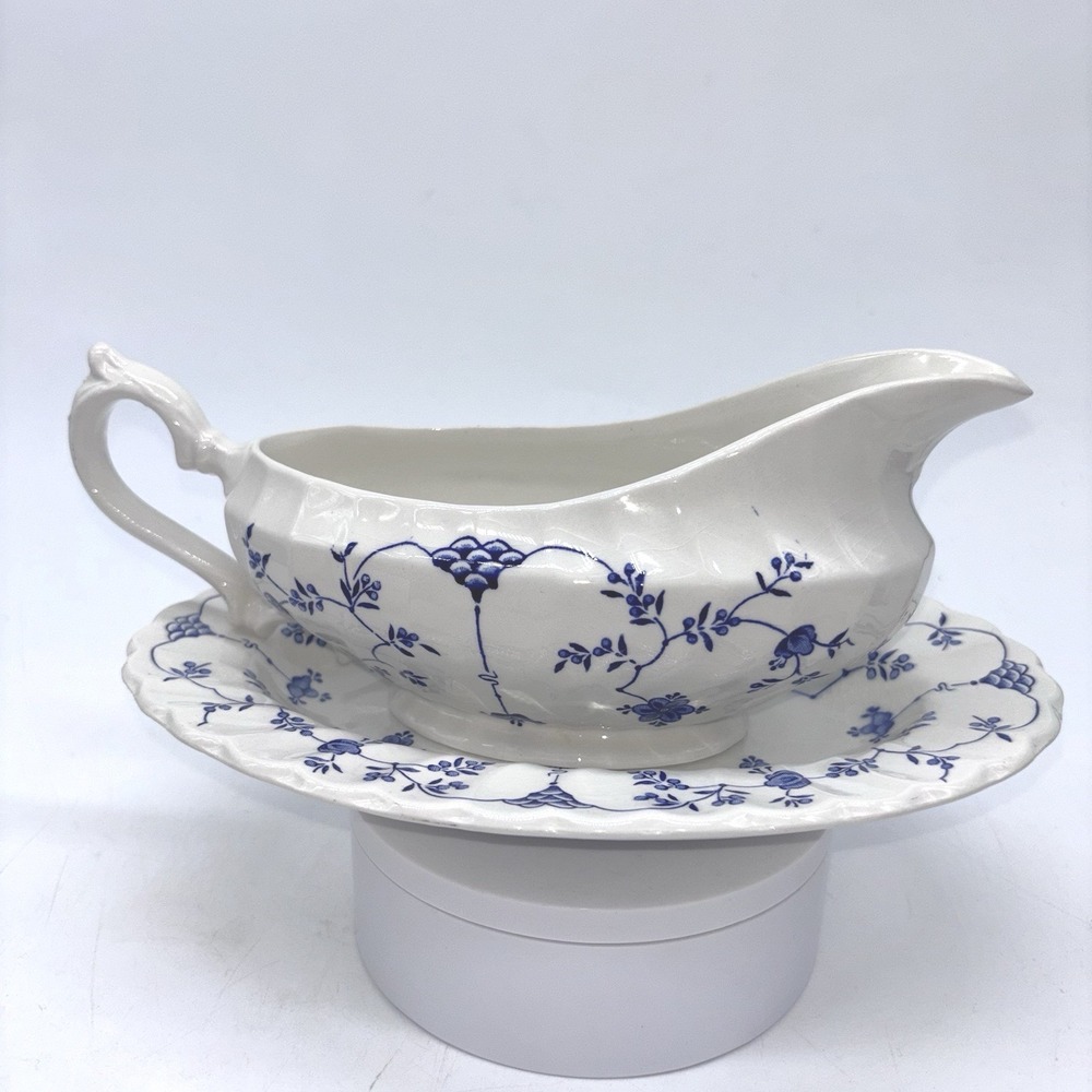 Myott FINLANDIA Gravy Boat & Under Plate Staffordshire England 1982 Blue White - Picture 2 of 7